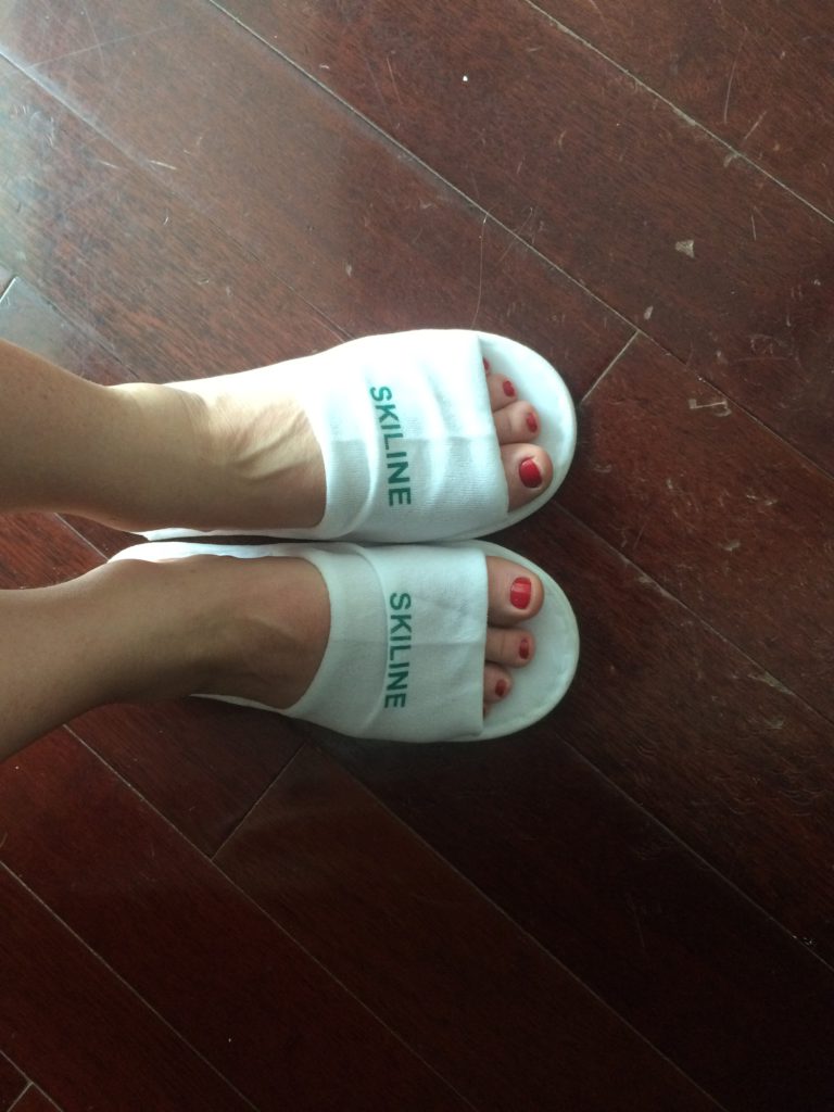 slippers