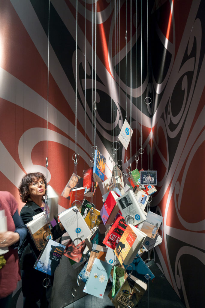 Messestand des Ehrengastes Neuseeland von Uniplan auf der Buchmesse Frankfurt 2012